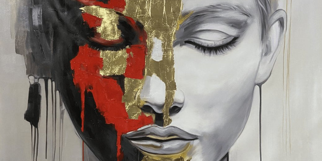 Collection image of the exclusive edition of the paintings of Radikal homes consisting of an abstract female portrait bathered in gold and blood, black and white, light contrast